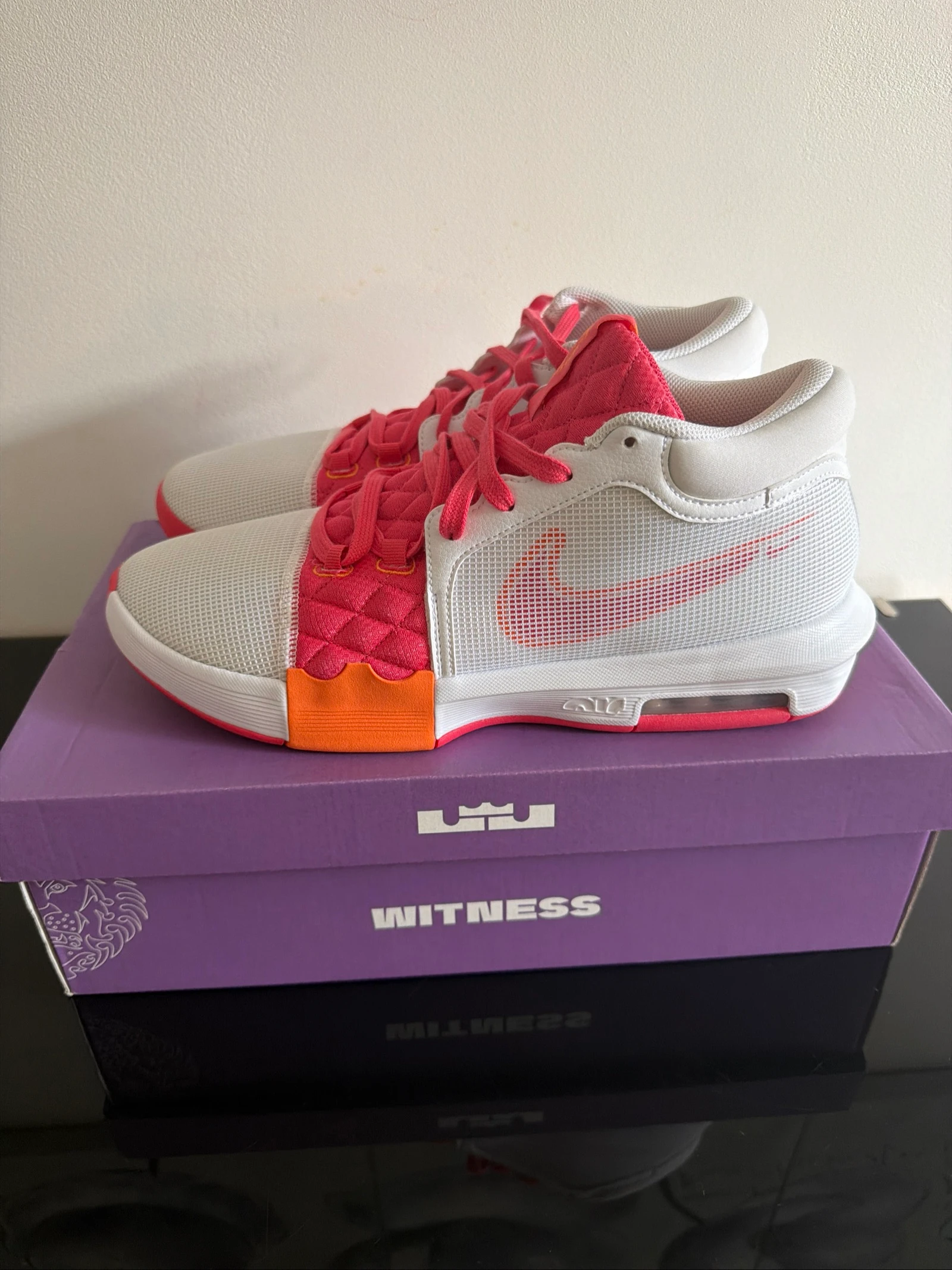 Nike Lebron witness VIII neuve authentique taille 46